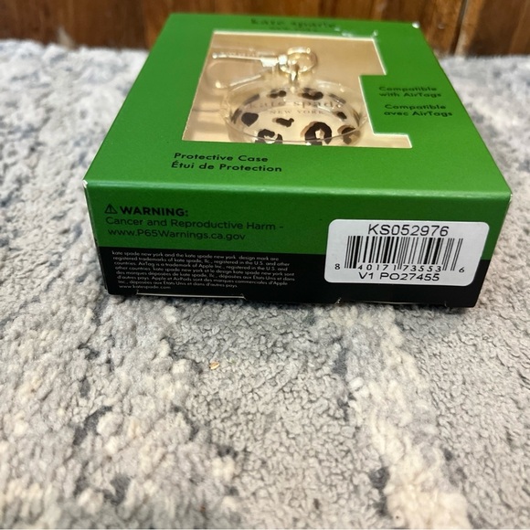 Kate Spade New York Air Tag Holder with Gold Ring Clip - City Leopard NIB - Picture 2 of 3